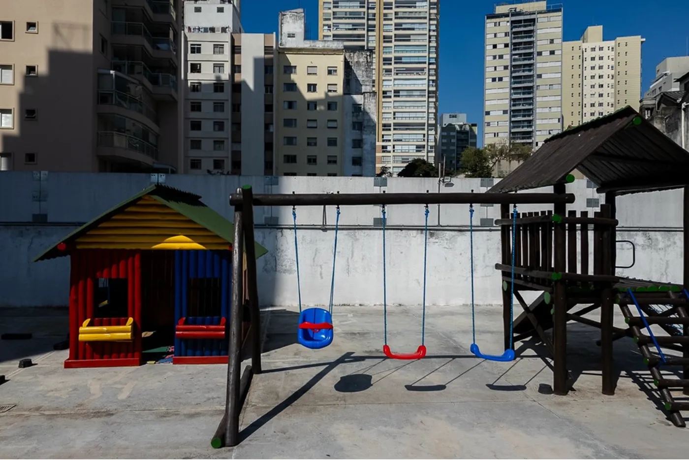 ACA 318 Apto 601971018-1235 - REMAX Empire Exclusividades ACA 318 Apto 601971018-1235 - REMAX Empire Exclusividades
