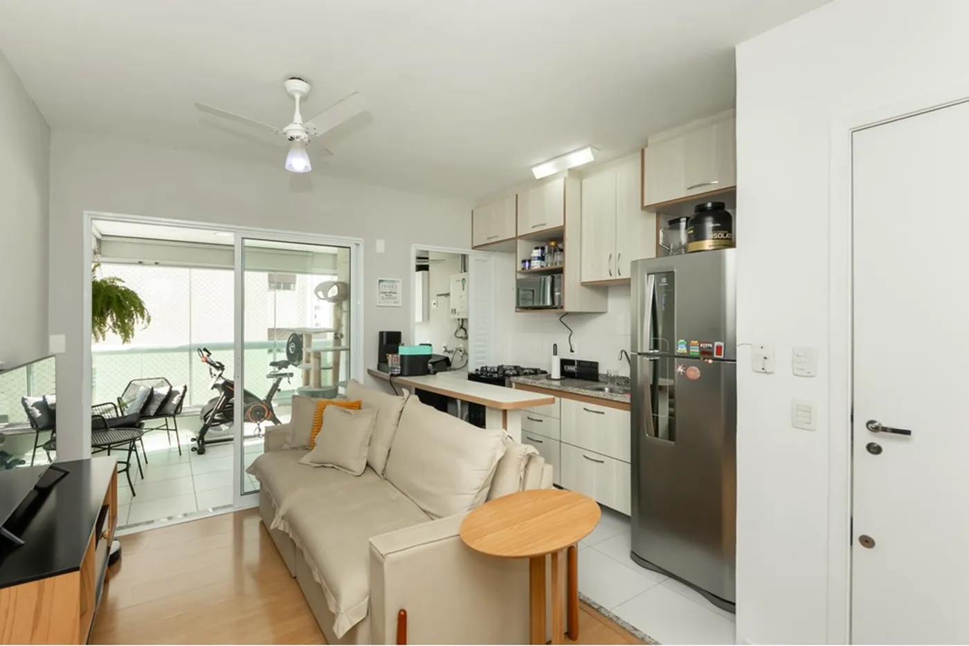 BVCS 75 Apto 601241033-88 - REMAX Ville Exclusividades BVCS 75 Apto 601241033-88 - REMAX Ville Exclusividades