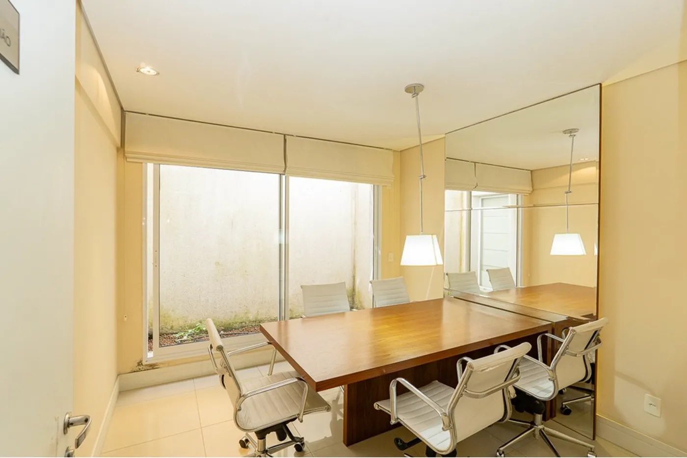 BVCS 75 Apto 601241033-88 - REMAX Ville Exclusividades BVCS 75 Apto 601241033-88 - REMAX Ville Exclusividades