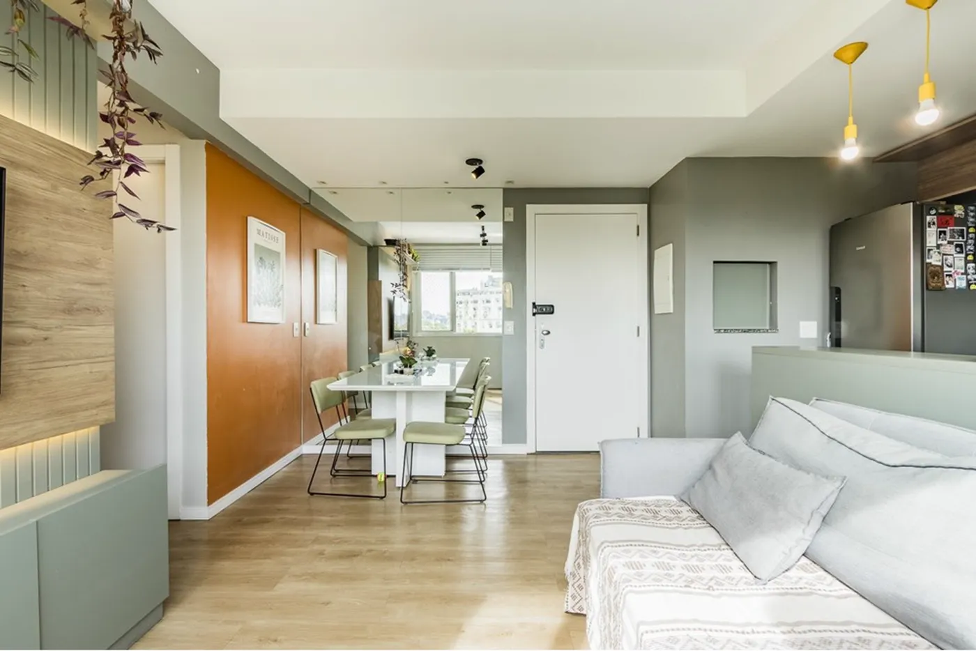 AF 95 Apto 612481004-81 - REMAX Andar de Cima Exclusividades
