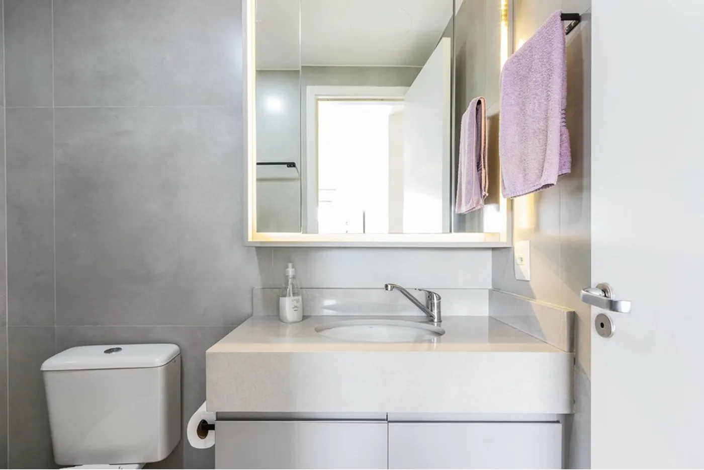AF 95 Apto 612481004-81 - REMAX Andar de Cima Exclusividades