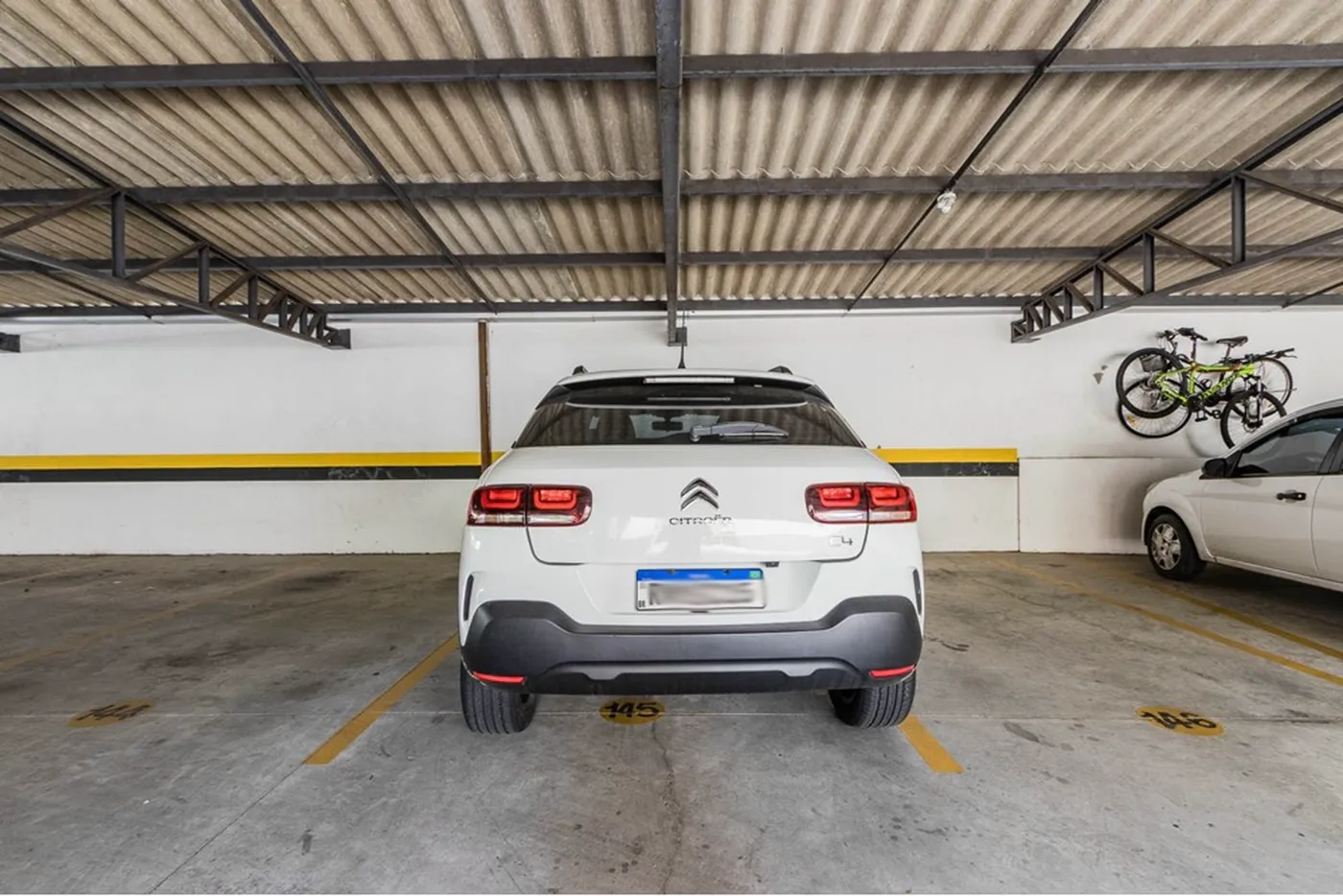 AF 95 Apto 612481004-81 - REMAX Andar de Cima Exclusividades