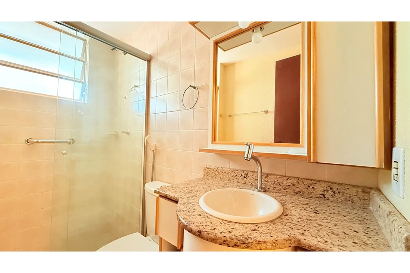 PSDG 853 Apto 610291022-41 - REMAX Capital Park Exclusividades