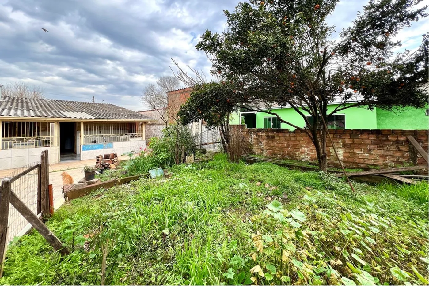 HJV 583 Lote 610241034-6 - REMAX 520 Exclusividades