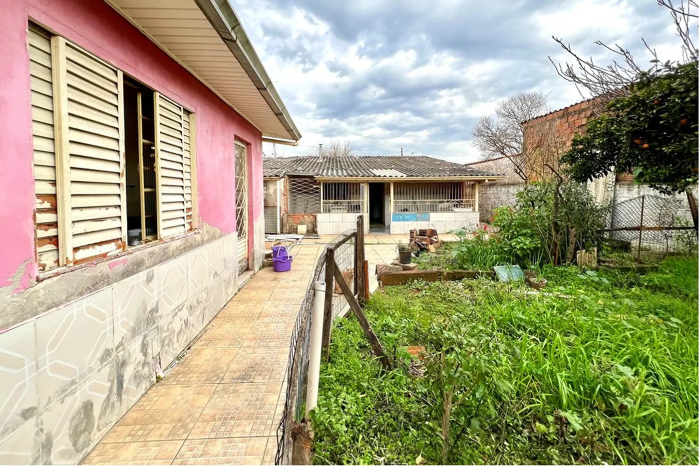 HJV 583 Lote 610241034-6 - REMAX 520 Exclusividades