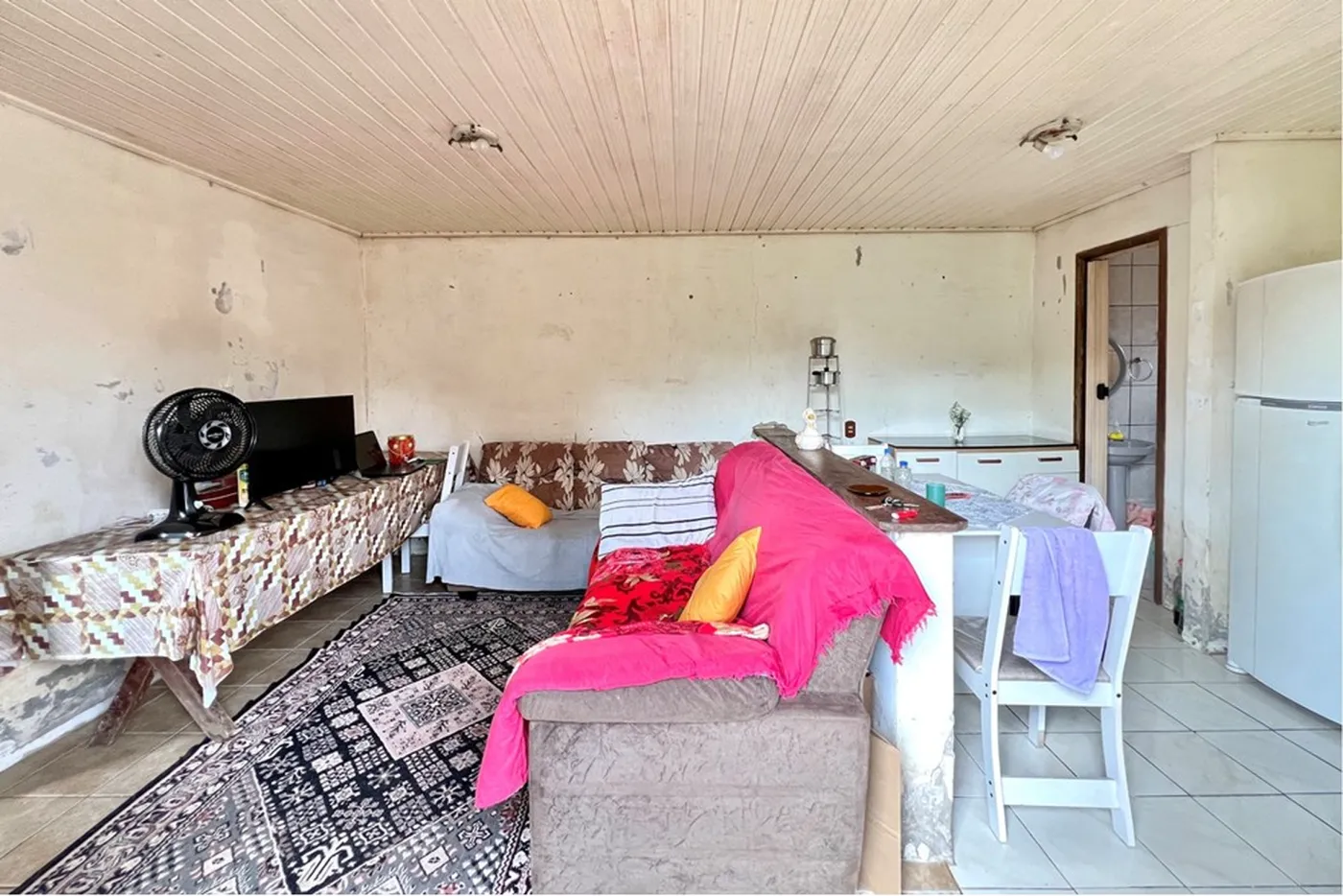 HJV 583 Lote 610241034-6 - REMAX 520 Exclusividades