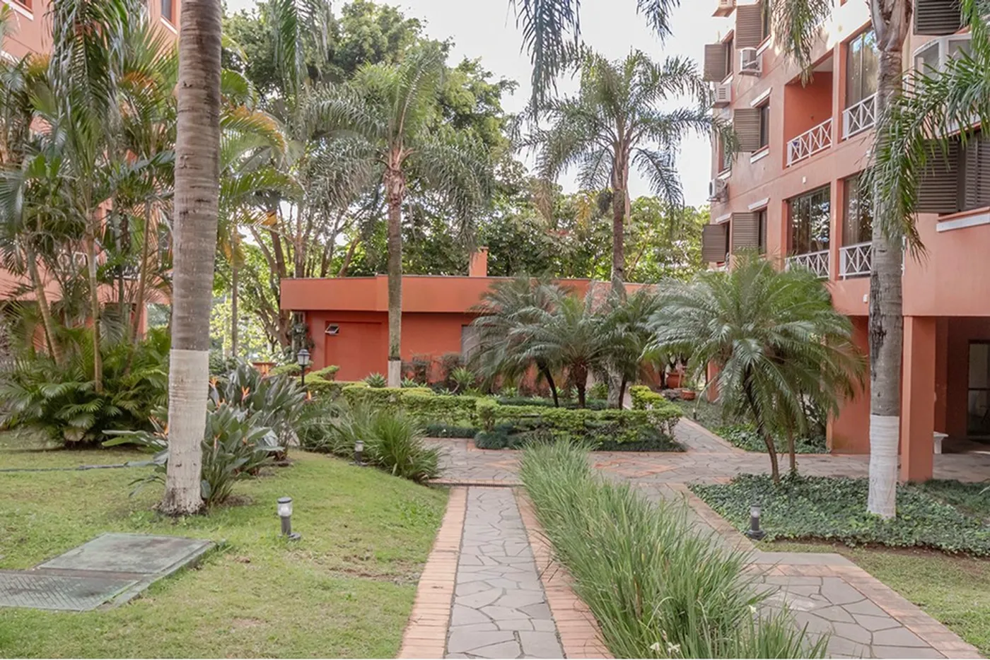 CDPEDS 905 Apto 612481082-48 - REMAX Andar de Cima Exclusividades