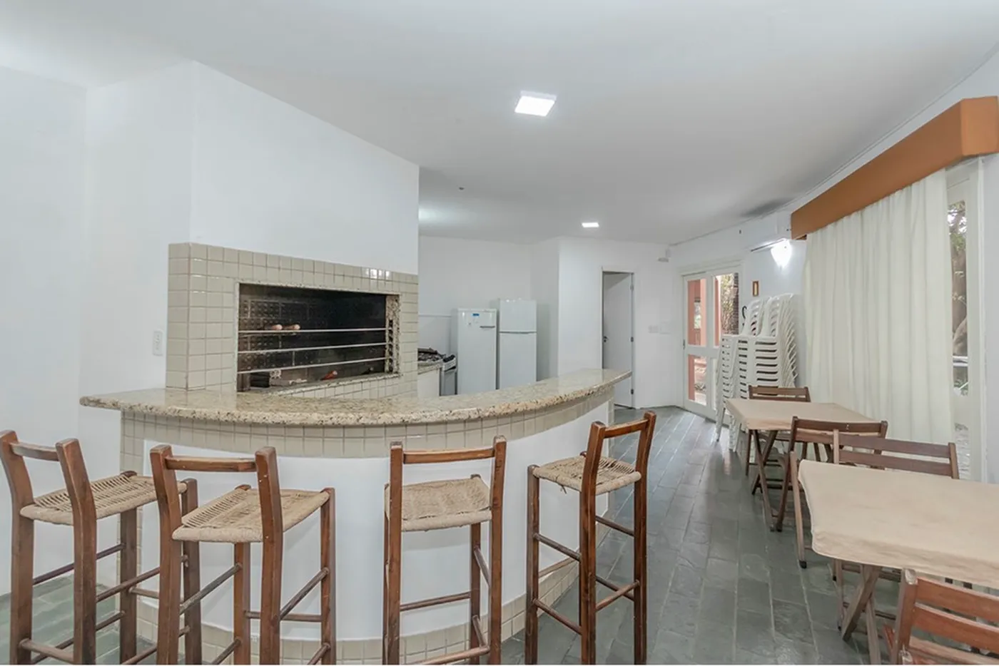 CDPEDS 905 Apto 612481082-48 - REMAX Andar de Cima Exclusividades