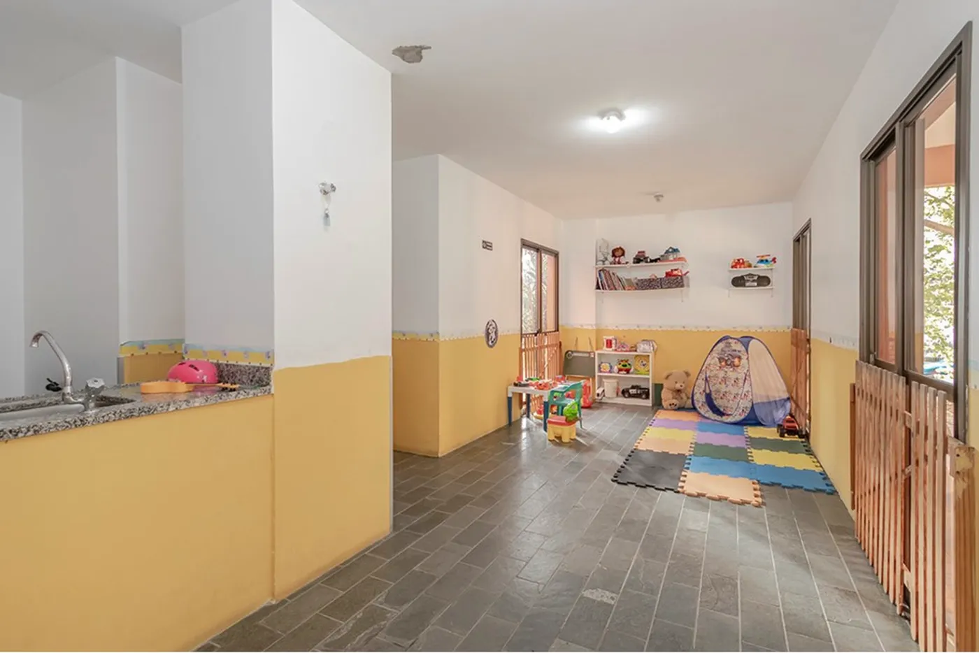 CDPEDS 905 Apto 612481082-48 - REMAX Andar de Cima Exclusividades