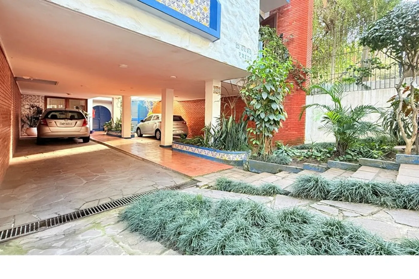HCVK 1553 Apto 610291035-3 - REMAX Capital Park Exclusividades