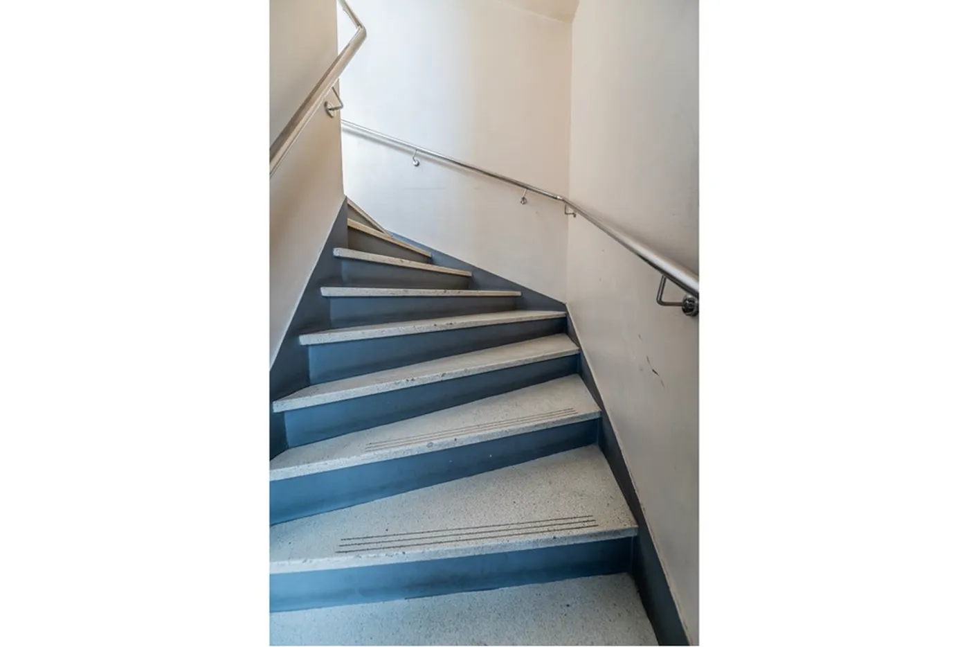FJP 2229 Apto 612481068-166 - REMAX Andar de Cima Exclusividades