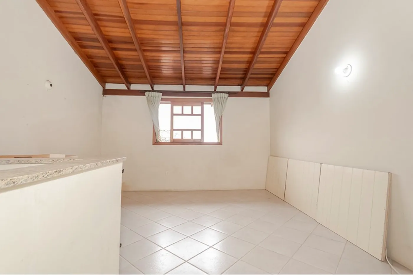 JIEB 141 612521044-60 - REMAX Place Exclusividades JIEB 141 612521044-60 - REMAX Place Exclusividades