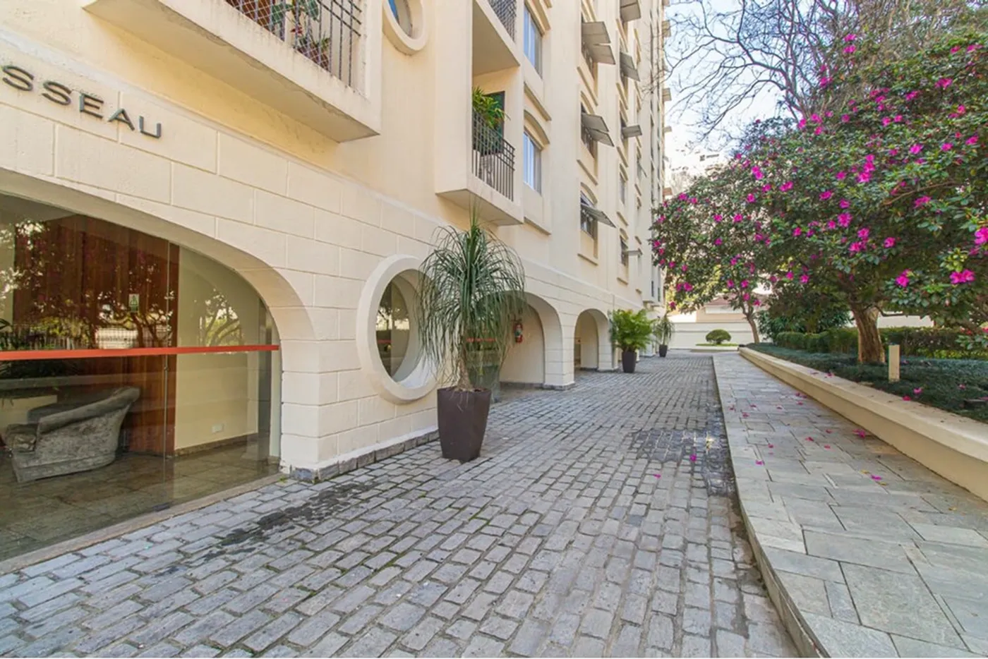 IM 417 Apto 601081011-65 - REMAX Lepex Exclusividades