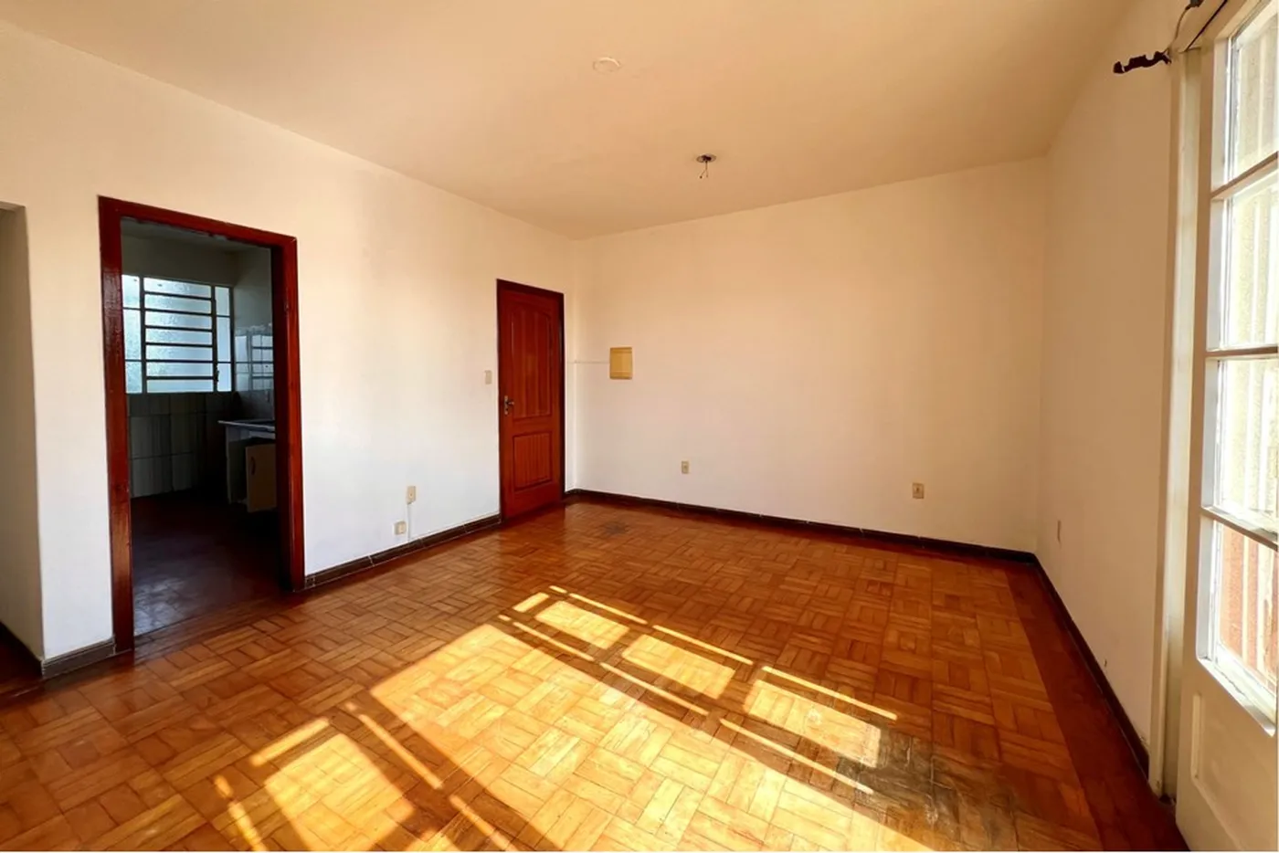 MRMDH 15 Apto 610241034-7 - REMAX 520 Exclusividades MRMDH 15 Apto 610241034-7 - REMAX 520 Exclusividades