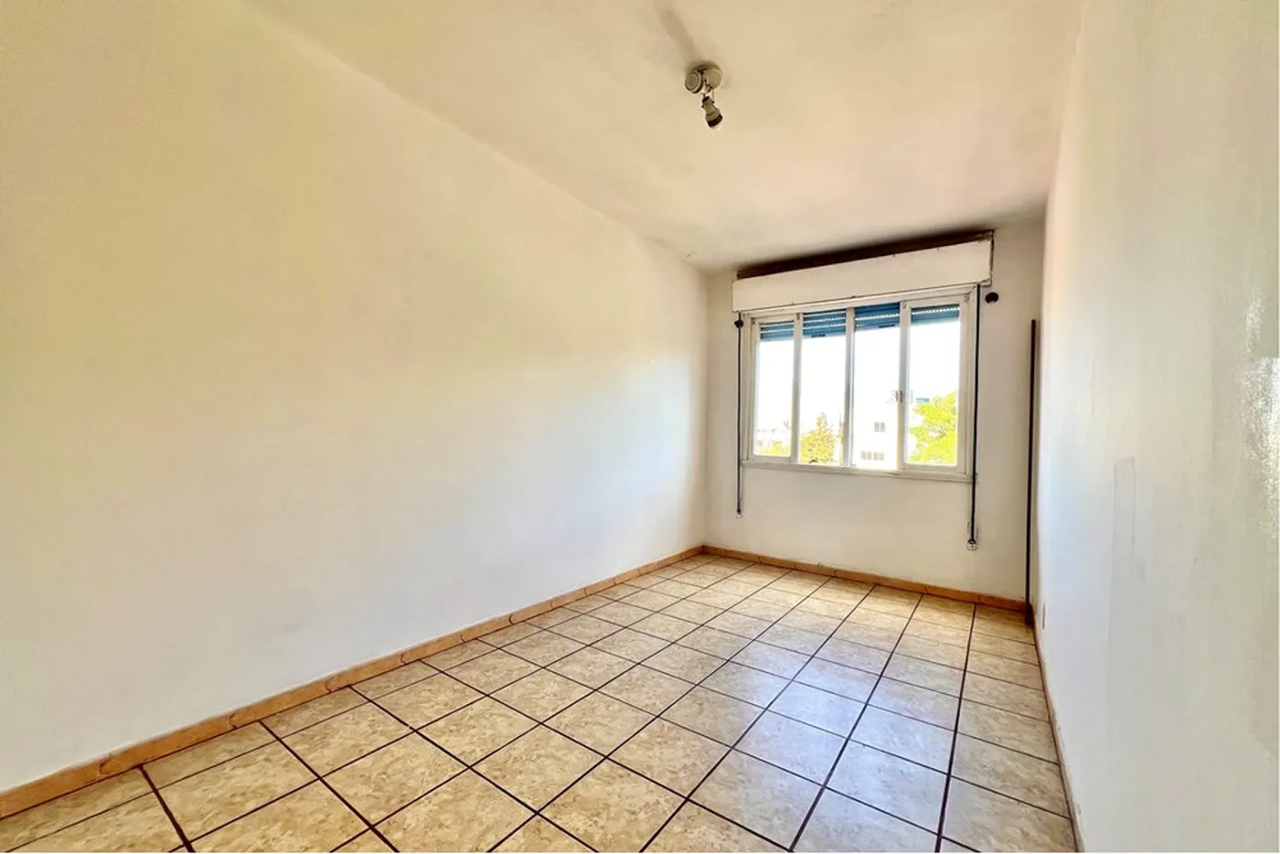 MRMDH 15 Apto 610241034-7 - REMAX 520 Exclusividades MRMDH 15 Apto 610241034-7 - REMAX 520 Exclusividades