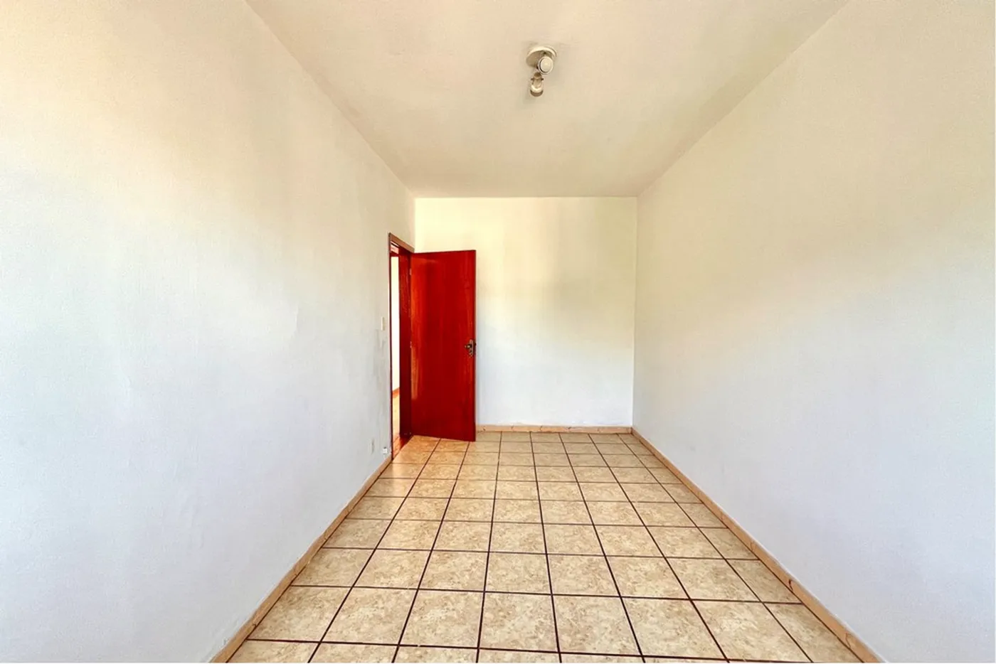 MRMDH 15 Apto 610241034-7 - REMAX 520 Exclusividades MRMDH 15 Apto 610241034-7 - REMAX 520 Exclusividades