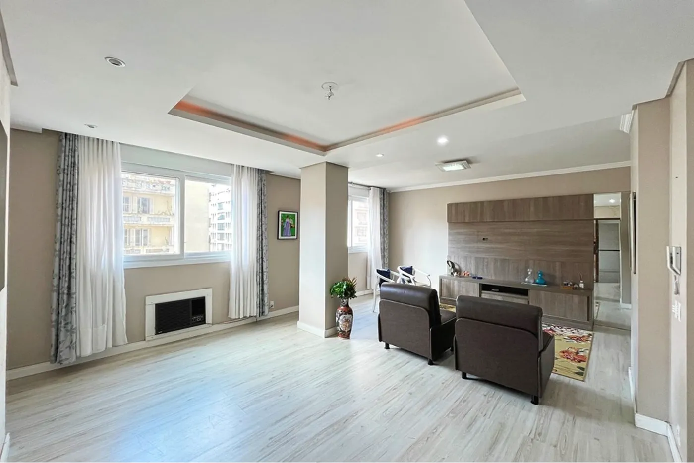CHDDC 1304 Apto 610291002-116 - REMAX Capital Park Exclusividades
