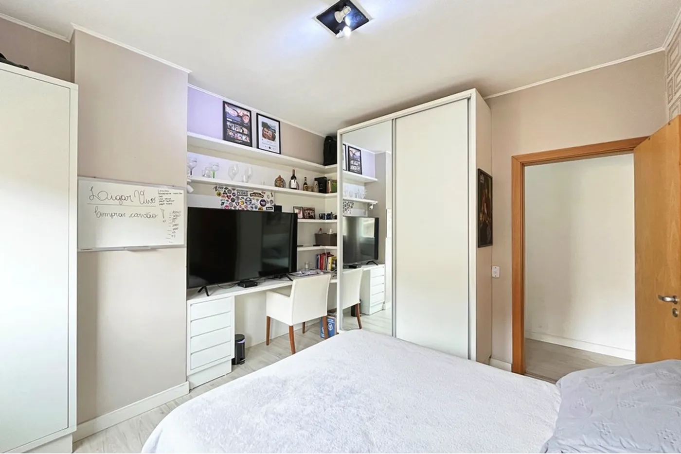 CHDDC 1304 Apto 610291002-116 - REMAX Capital Park Exclusividades