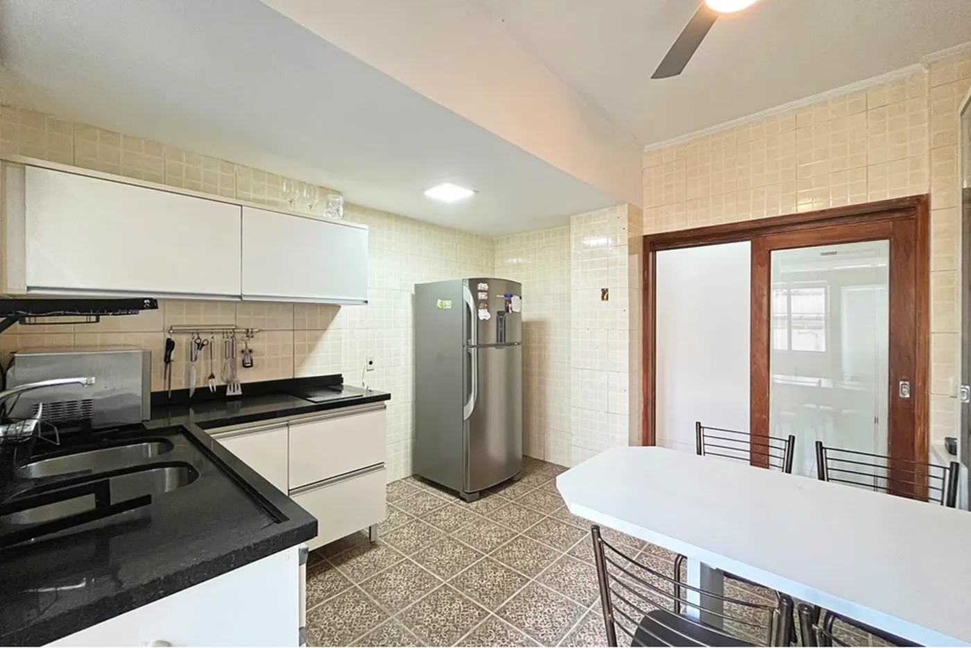 CHDDC 1304 Apto 610291002-116 - REMAX Capital Park Exclusividades