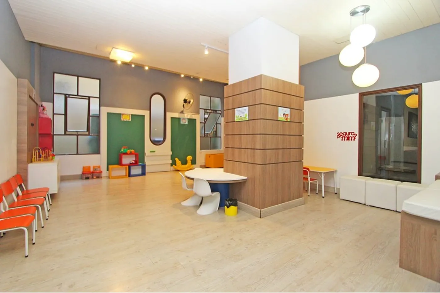 CHDDC 1304 Apto 610291002-116 - REMAX Capital Park Exclusividades