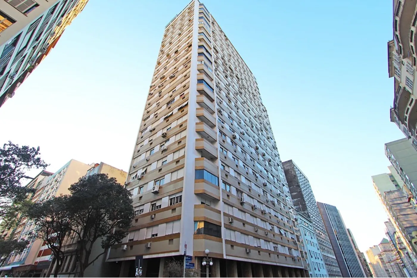CHDDC 1304 Apto 610291002-116 - REMAX Capital Park Exclusividades