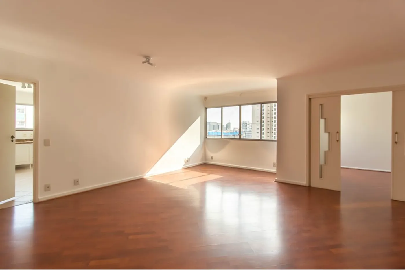 CBGE 195 Apto 601971018-1239 - REMAX Empire Exclusividades CBGE 195 Apto 601971018-1239 - REMAX Empire Exclusividades