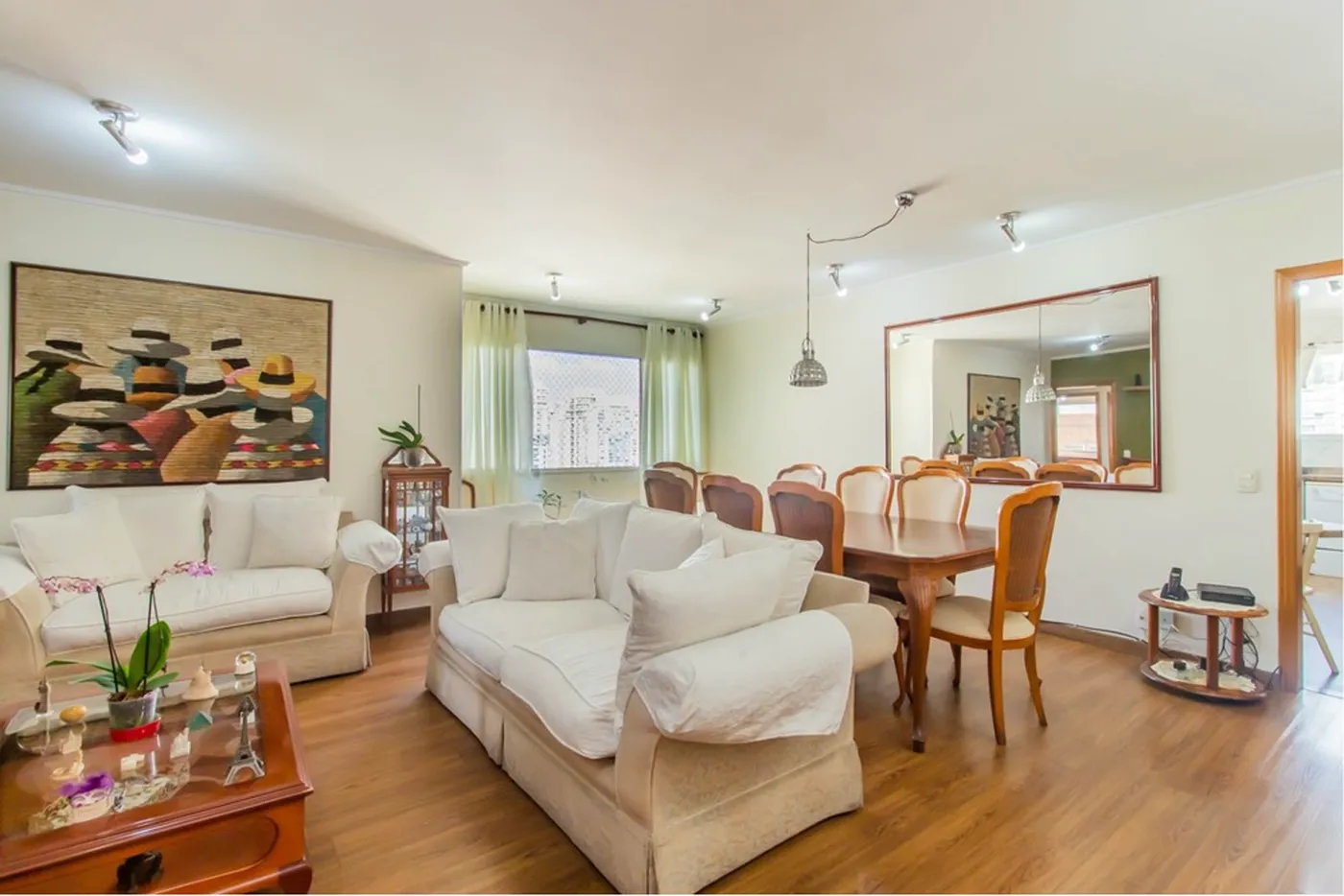 CBGE 195 Apto 601971018-1240 - REMAX Empire Exclusividades CBGE 195 Apto 601971018-1240 - REMAX Empire Exclusividades