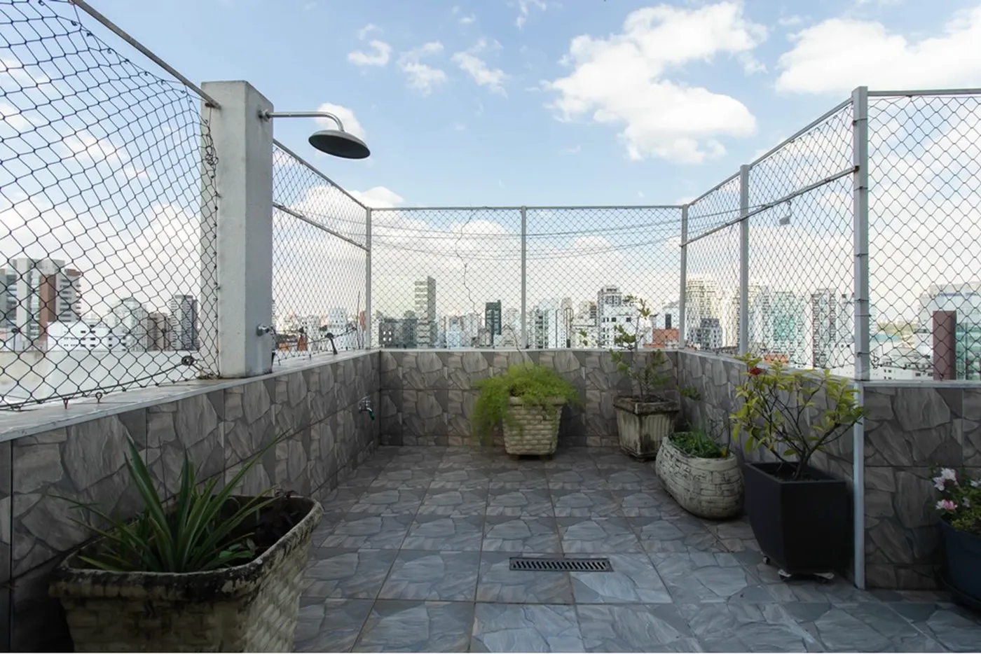 CBGE 195 Apto 601971018-1240 - REMAX Empire Exclusividades CBGE 195 Apto 601971018-1240 - REMAX Empire Exclusividades