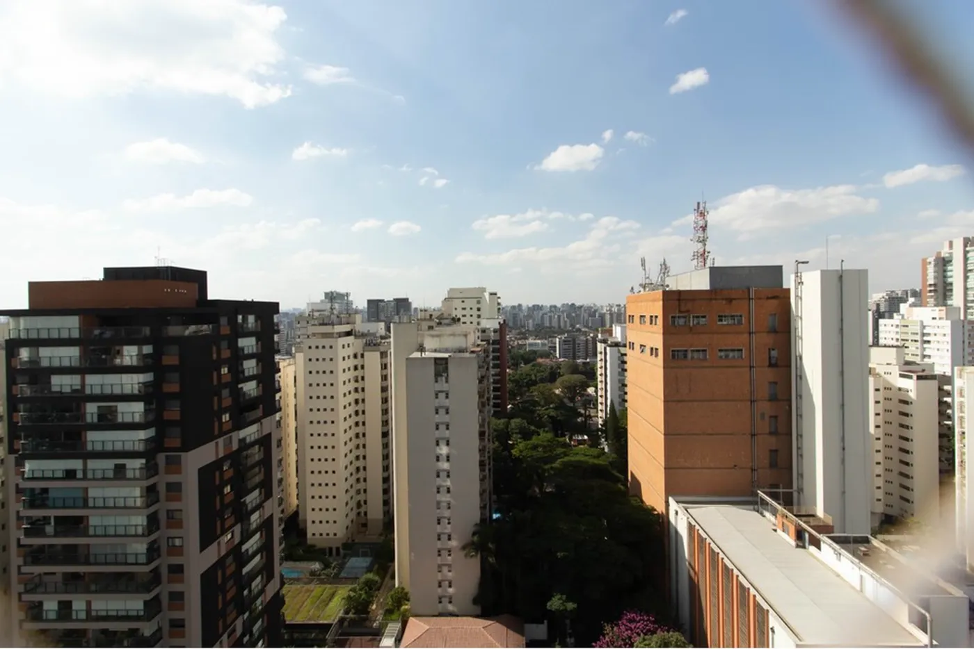 CBGE 195 Apto 601971018-1240 - REMAX Empire Exclusividades CBGE 195 Apto 601971018-1240 - REMAX Empire Exclusividades