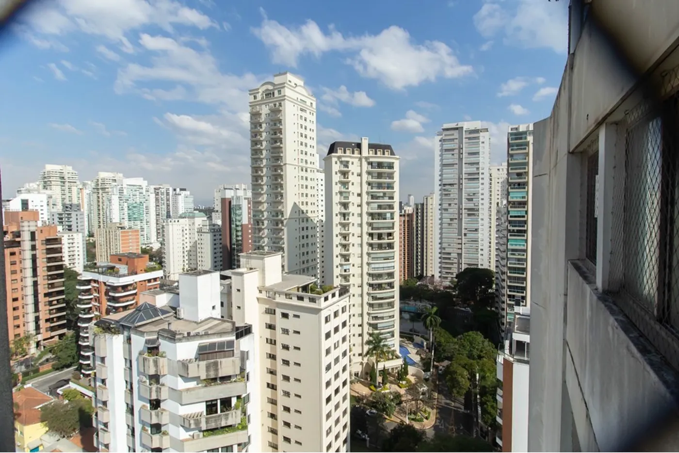 CBGE 195 Apto 601971018-1240 - REMAX Empire Exclusividades CBGE 195 Apto 601971018-1240 - REMAX Empire Exclusividades