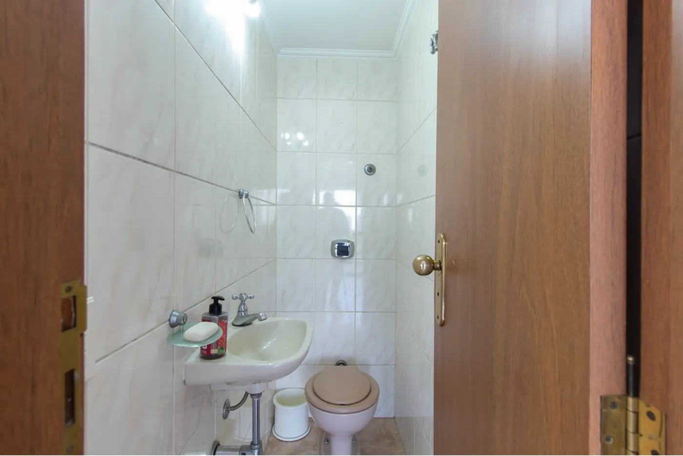 CBGE 195 Apto 601971018-1240 - REMAX Empire Exclusividades CBGE 195 Apto 601971018-1240 - REMAX Empire Exclusividades