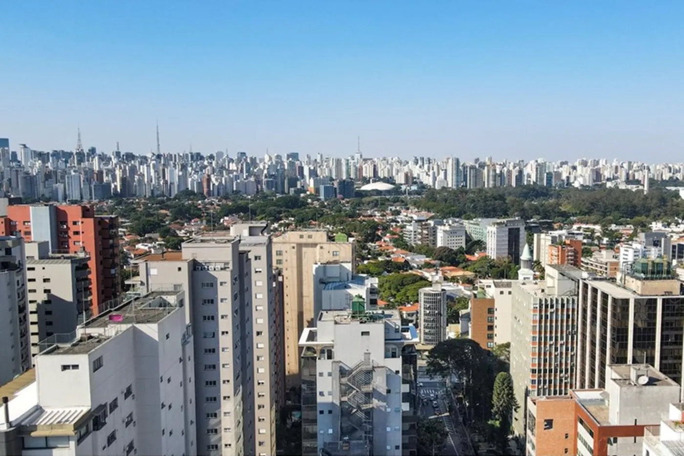 IBT 100 Sala 601241007-72 - REMAX Ville Exclusividades