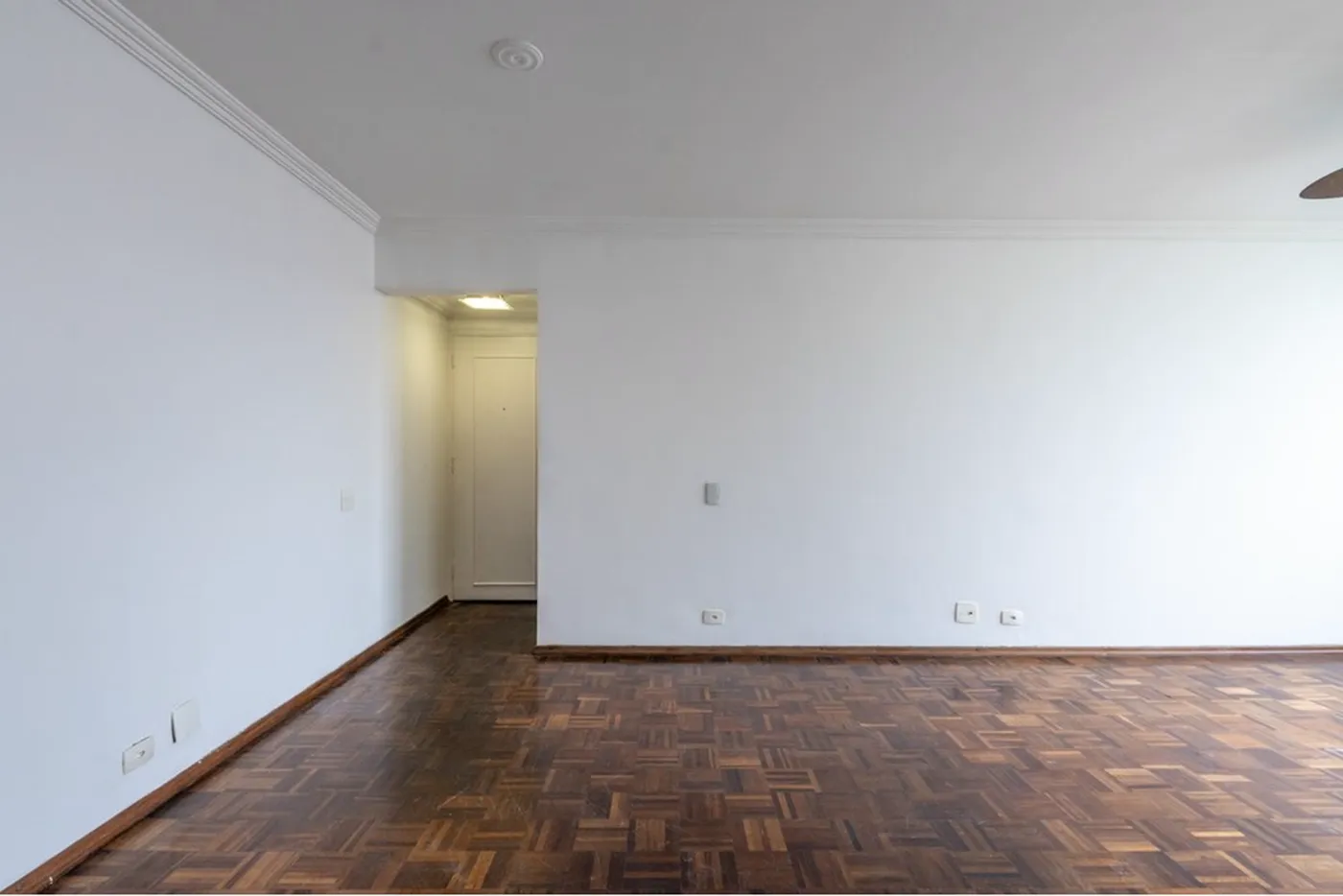 CBBDT 1528 Apto 601241055-8 - REMAX Ville Exclusividades