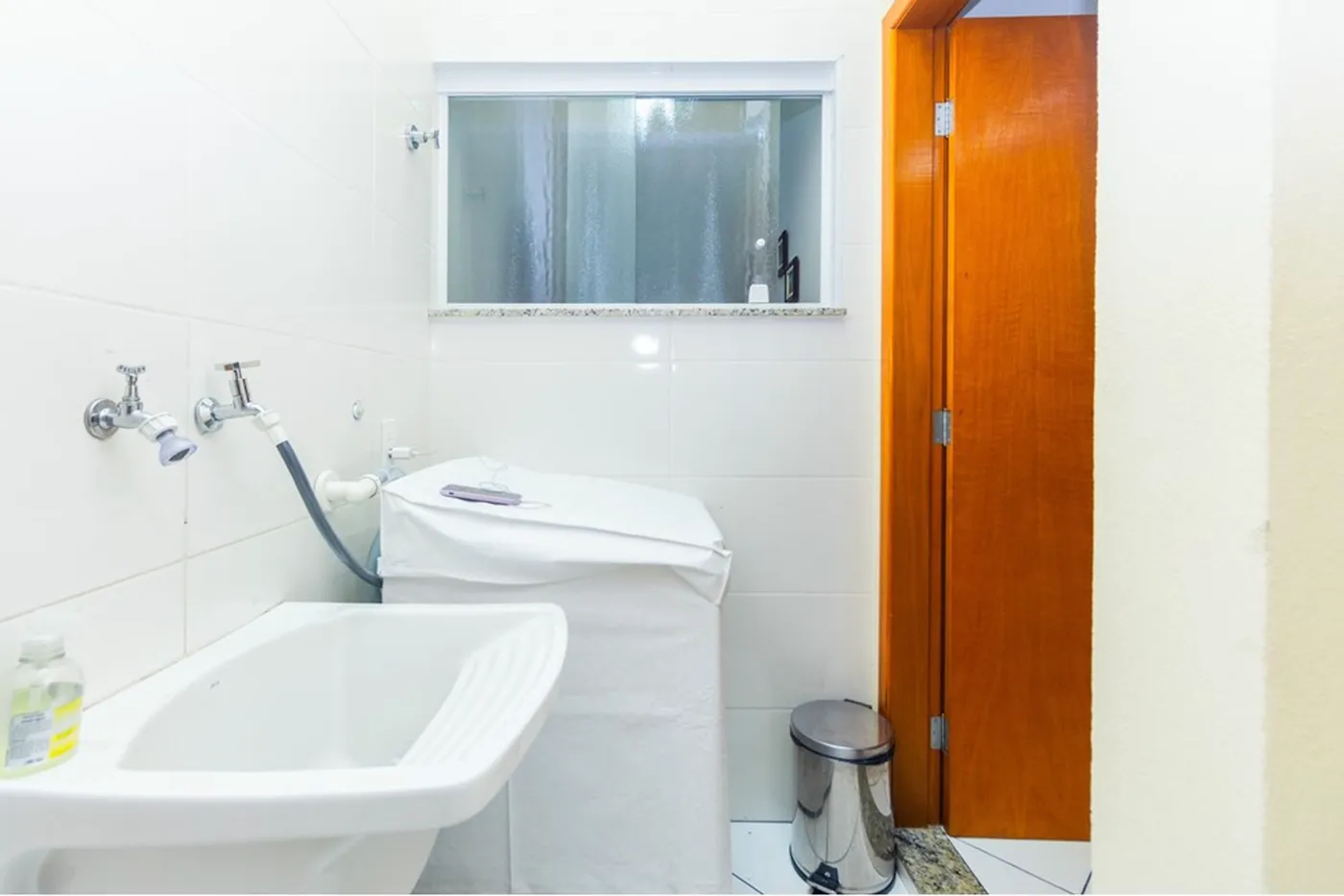 VRML 708 Casa 602291040-12 - REMAX B12 Exclusividades