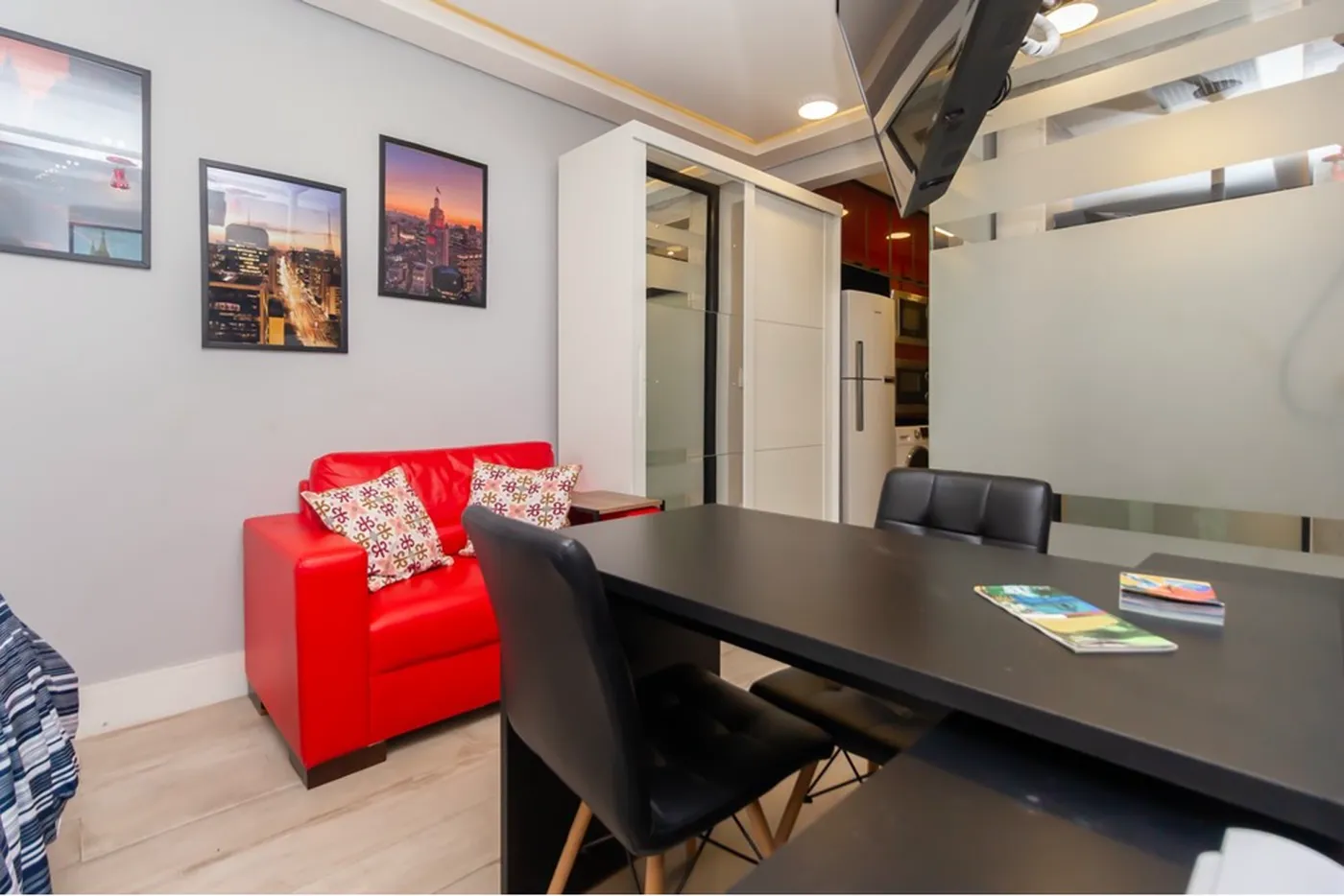 JRI 345 Apto 602291040-5 - REMAX B12 Exclusividades