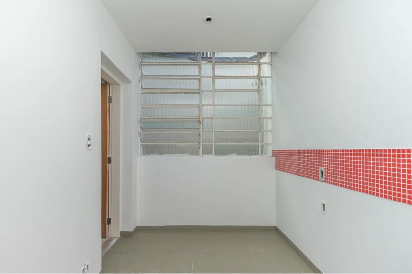 ÁFÁF 1438 Prédio 602291016-159 - REMAX B12 Exclusividades ÁFÁF 1438 Prédio 602291016-159 - REMAX B12 Exclusividades