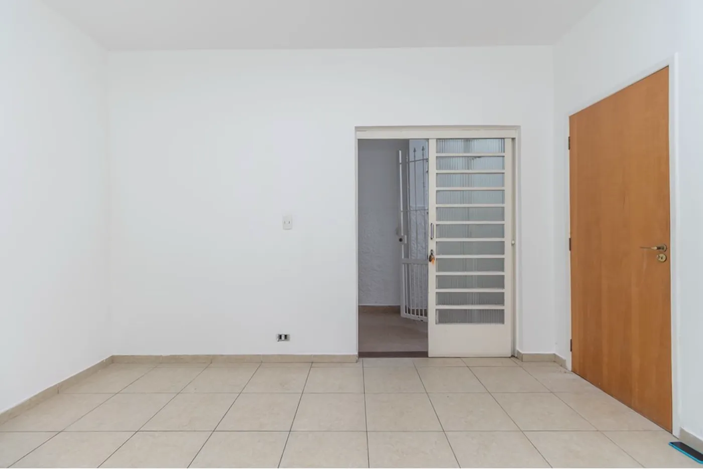 ÁFÁF 1438 Prédio 602291016-159 - REMAX B12 Exclusividades ÁFÁF 1438 Prédio 602291016-159 - REMAX B12 Exclusividades
