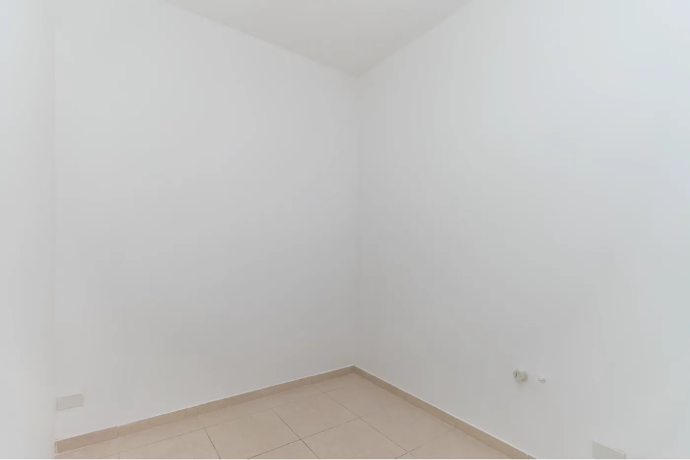 ÁFÁF 1438 Prédio 602291016-159 - REMAX B12 Exclusividades ÁFÁF 1438 Prédio 602291016-159 - REMAX B12 Exclusividades