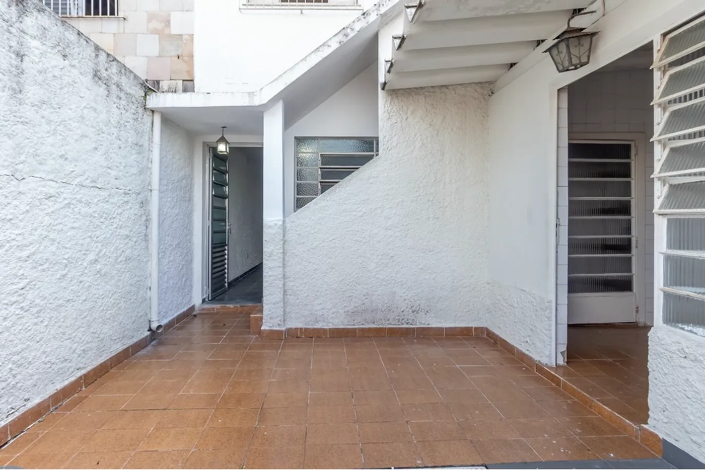 ÁFÁF 1438 Prédio 602291016-159 - REMAX B12 Exclusividades ÁFÁF 1438 Prédio 602291016-159 - REMAX B12 Exclusividades