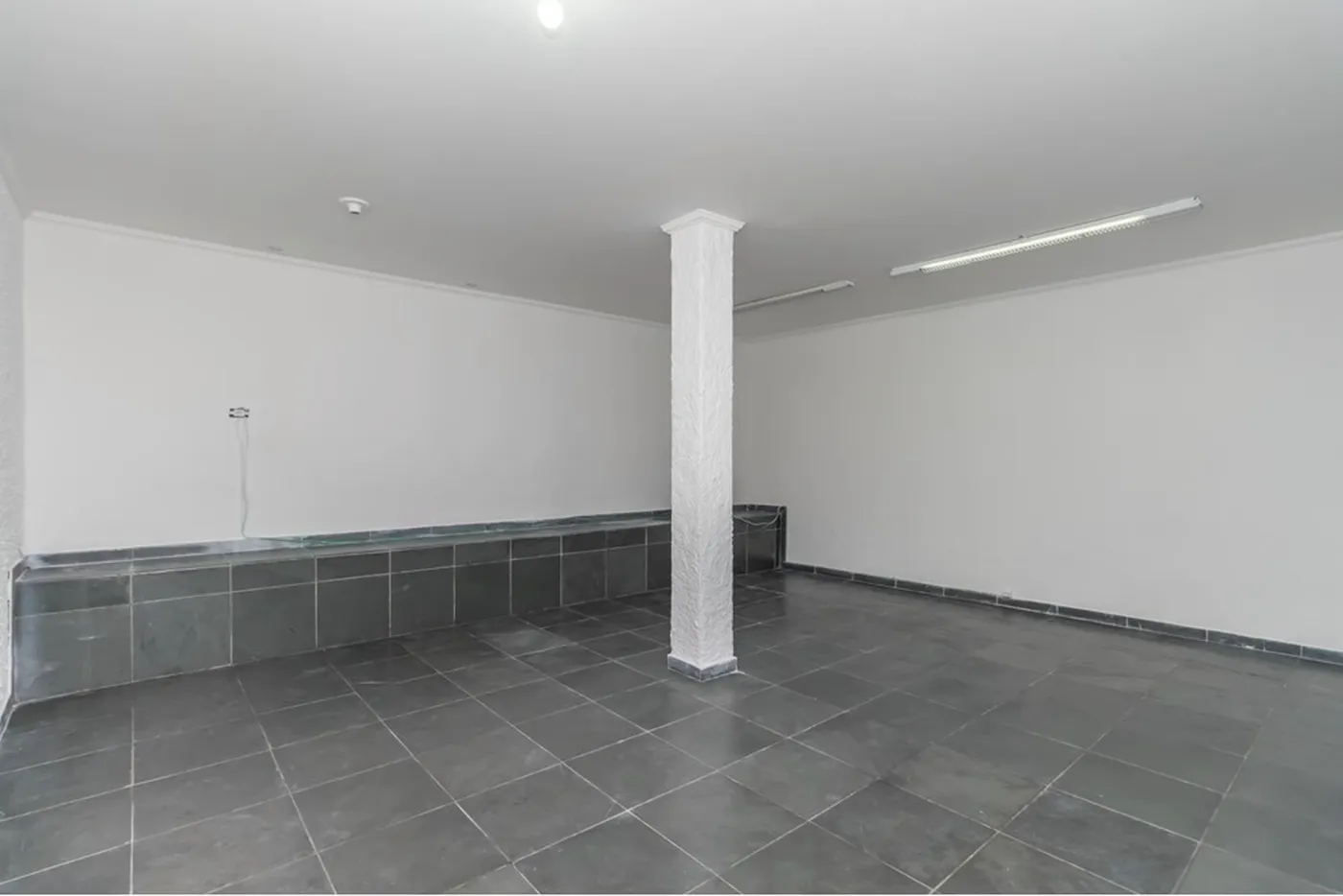 ÁFÁF 1438 Prédio 602291016-159 - REMAX B12 Exclusividades ÁFÁF 1438 Prédio 602291016-159 - REMAX B12 Exclusividades