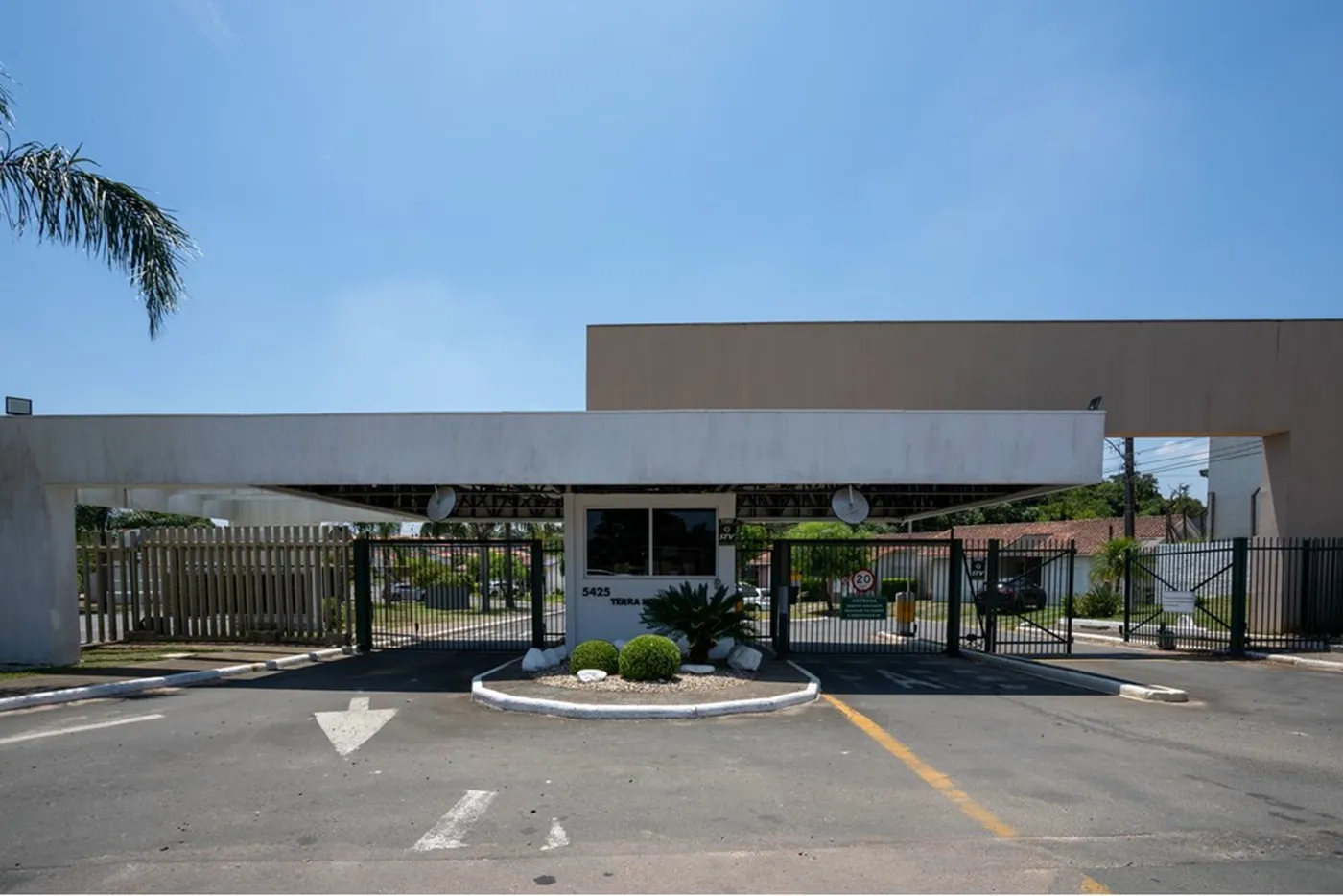 SMCDM 5425 Casa 612521003-269 - REMAX Place Exclusividades SMCDM 5425 Casa 612521003-269 - REMAX Place Exclusividades