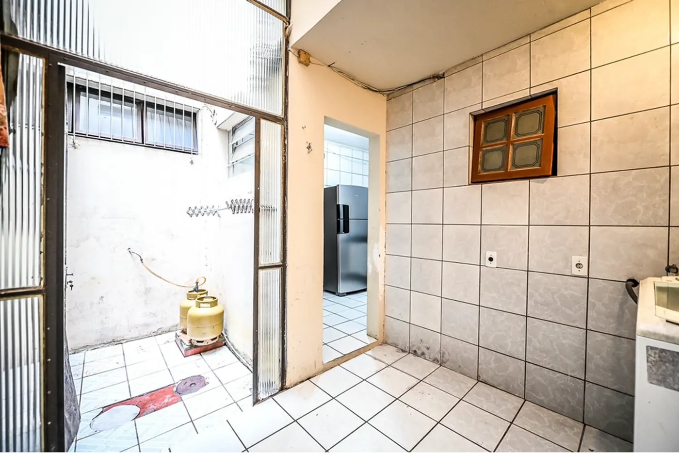 MDGV 690 Apto 612481037-102 - REMAX Andar de Cima Exclusividades