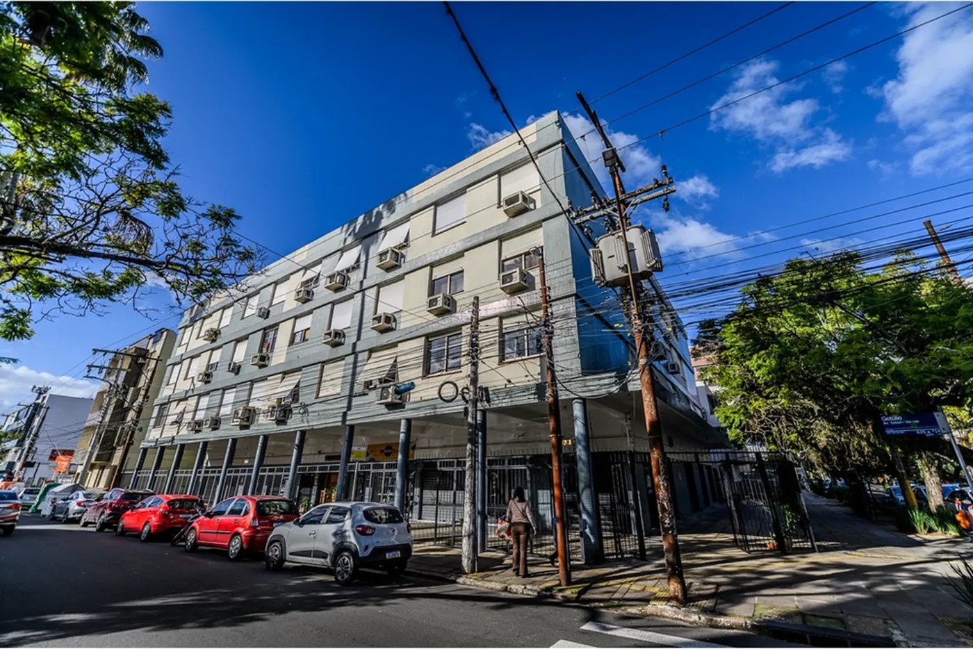 MDGV 690 Apto 612481037-102 - REMAX Andar de Cima Exclusividades