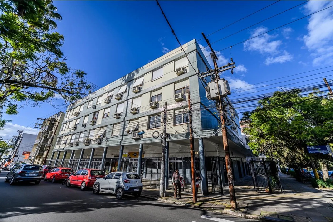 MDGV 690 Apto 612481037-102 - REMAX Andar de Cima Exclusividades