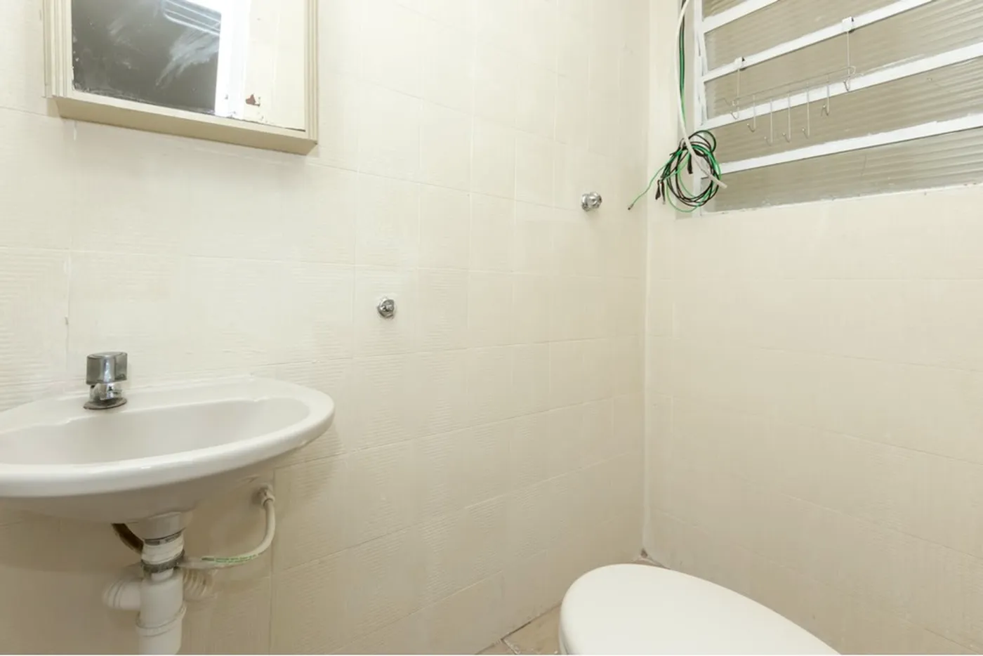 TBM 487 Casa 602291039-5 - REMAX B12 Exclusividades TBM 487 Casa 602291039-5 - REMAX B12 Exclusividades