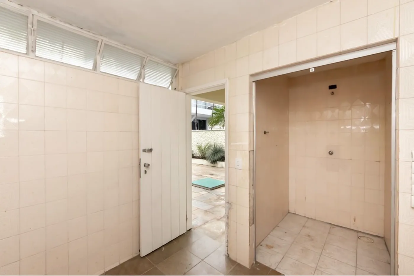 TBM 487 Casa 602291039-5 - REMAX B12 Exclusividades TBM 487 Casa 602291039-5 - REMAX B12 Exclusividades