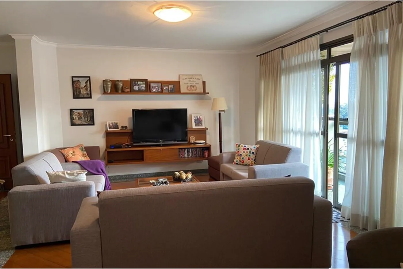 VBAB 1124 Apto 601241023-77 - REMAX Ville Exclusividades VBAB 1124 Apto 601241023-77 - REMAX Ville Exclusividades