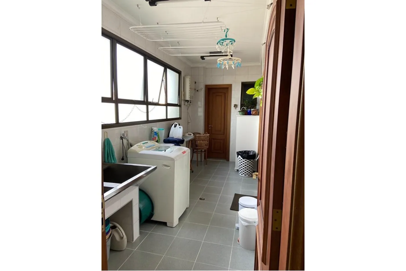 VBAB 1124 Apto 601241023-77 - REMAX Ville Exclusividades VBAB 1124 Apto 601241023-77 - REMAX Ville Exclusividades