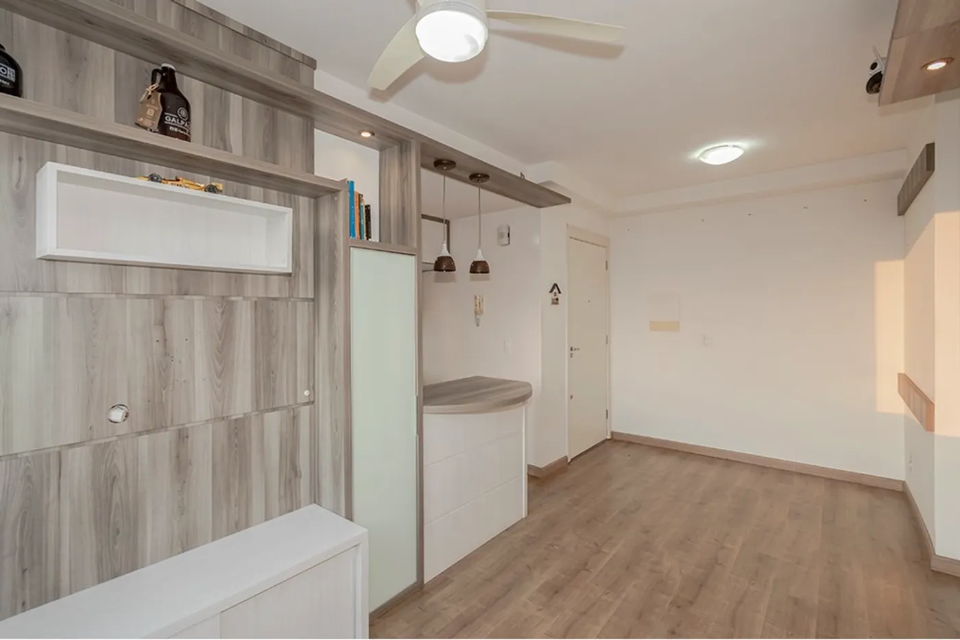 SEFRS 720 Apto 612521044-62 - REMAX Place Exclusividades SEFRS 720 Apto 612521044-62 - REMAX Place Exclusividades