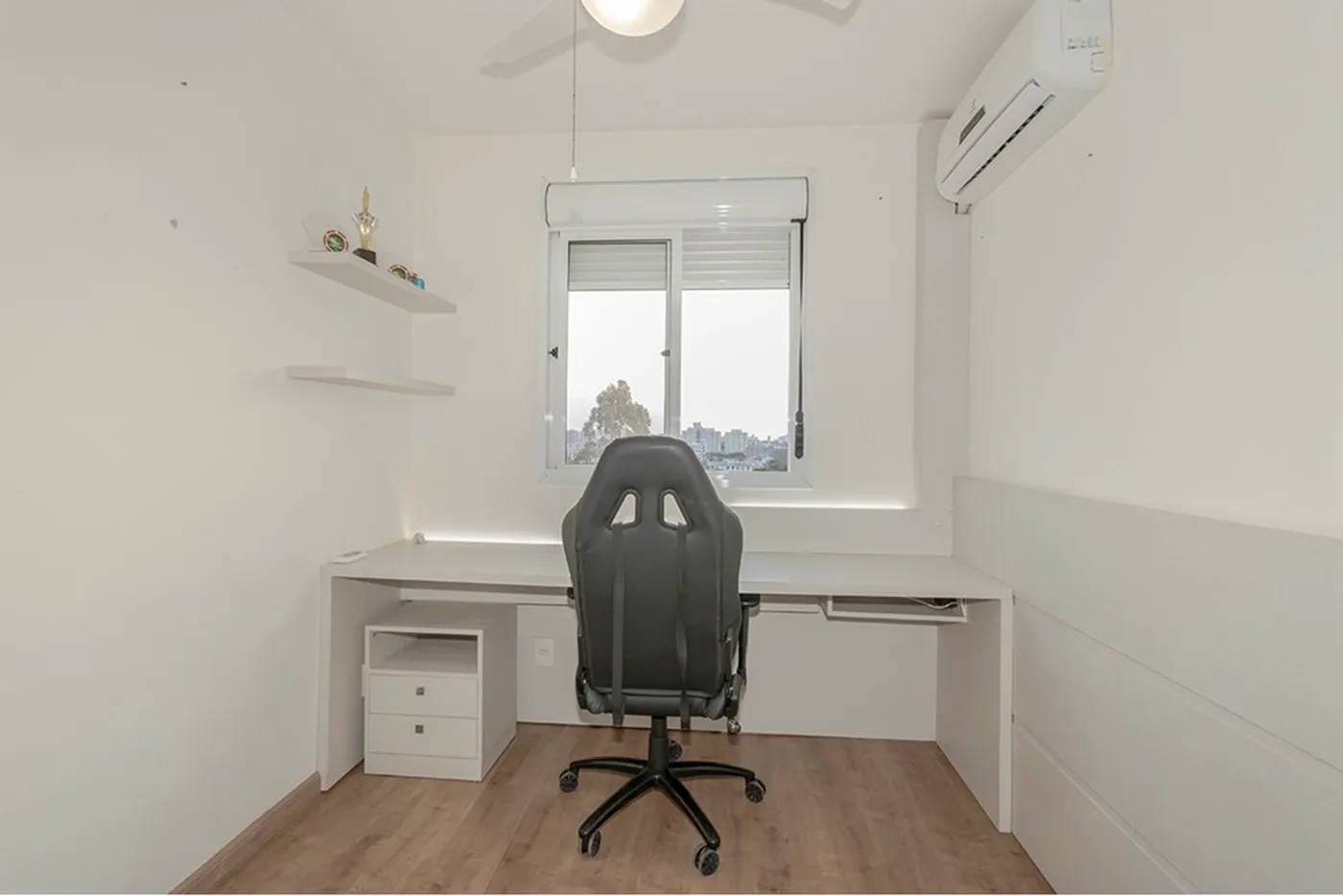 SEFRS 720 Apto 612521044-62 - REMAX Place Exclusividades SEFRS 720 Apto 612521044-62 - REMAX Place Exclusividades
